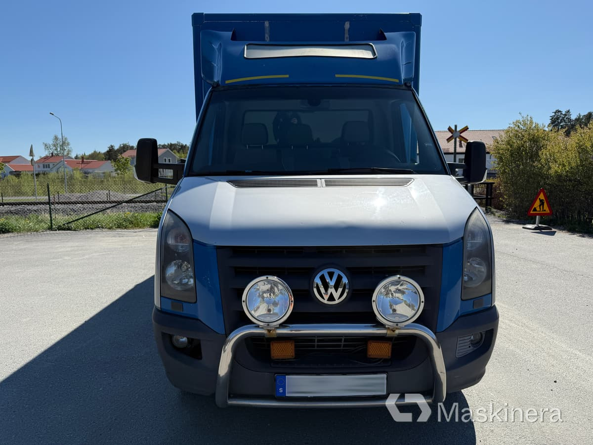 Volkswagen Crafter 50 2.5 TDI Volkswagen Crafter 2.5 TDI Skåp/Bakgavellyft - Лекотоварен автомобил фургон: снимка 2 Volkswagen Crafter 50 2.5 TDI Volkswagen Crafter 2.5 TDI Skåp/Bakgavellyft - Лекотоварен автомобил фургон: снимка 2