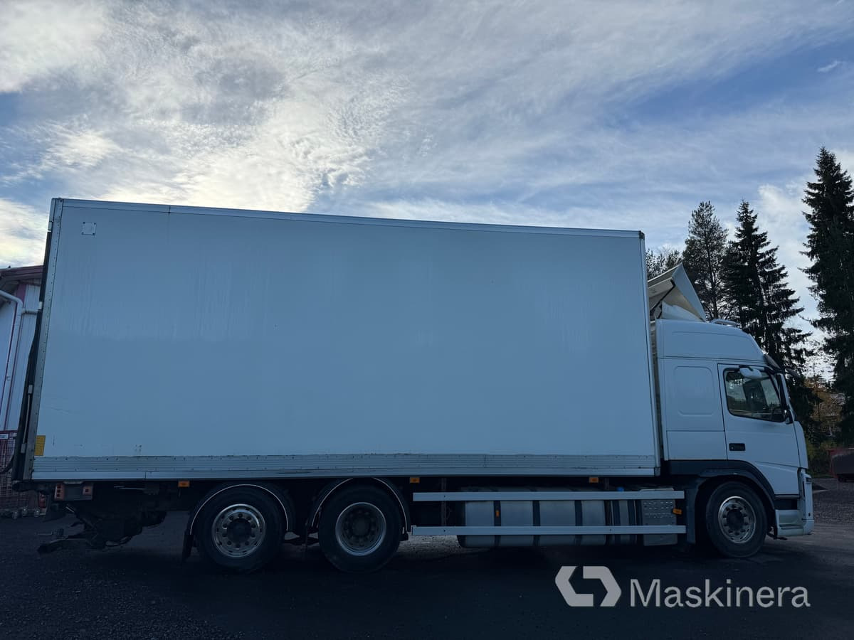 Volvo FM Skåpbil 6x2 - Камион фургон: снимка 4 Volvo FM Skåpbil 6x2 - Камион фургон: снимка 4