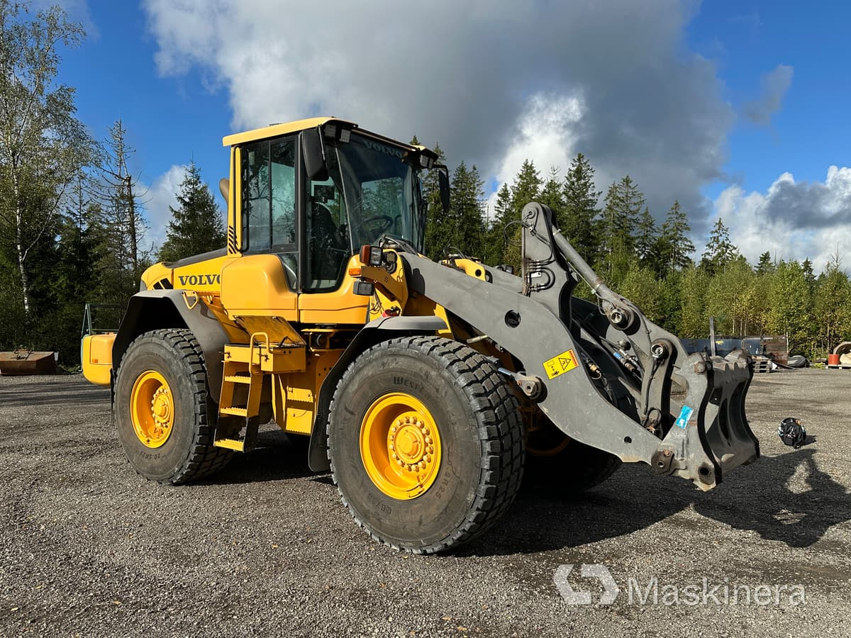 Volvo L90F Hjullastare Volvo L90F - Колесен товарач: снимка 1 Volvo L90F Hjullastare Volvo L90F - Колесен товарач: снимка 1