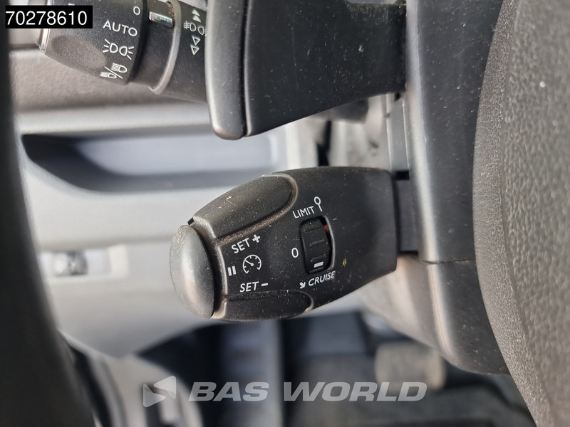 Малък ван Citroën Jumpy 177pk Automaat L2H1 Navi Trekhaak Imperiaal Airco Cruise Parkeersensoren L2 5m3 Airco Trekhaak Cruise control: снимка 18