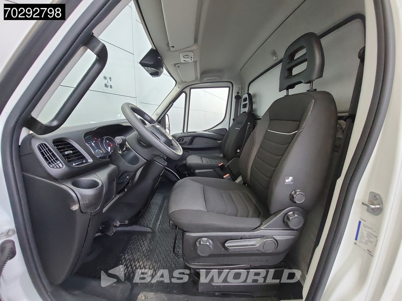 Брезентов бус Iveco 60C18 3.0L Automaat Laadklep 180PK Schuifzeilen Zeilen Airco Cruise D'Hollandia Euro6 Schuifzeil Koffer Gesloten laadbak Airco Cruise: снимка 8 Брезентов бус Iveco 60C18 3.0L Automaat Laadklep 180PK Schuifzeilen Zeilen Airco Cruise D'Hollandia Euro6 Schuifzeil Koffer Gesloten laadbak Airco Cruise: снимка 8