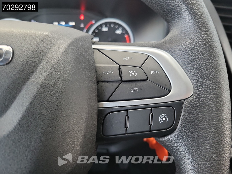 Брезентов бус Iveco 60C18 3.0L Automaat Laadklep 180PK Schuifzeilen Zeilen Airco Cruise D'Hollandia Euro6 Schuifzeil Koffer Gesloten laadbak Airco Cruise: снимка 15 Брезентов бус Iveco 60C18 3.0L Automaat Laadklep 180PK Schuifzeilen Zeilen Airco Cruise D'Hollandia Euro6 Schuifzeil Koffer Gesloten laadbak Airco Cruise: снимка 15