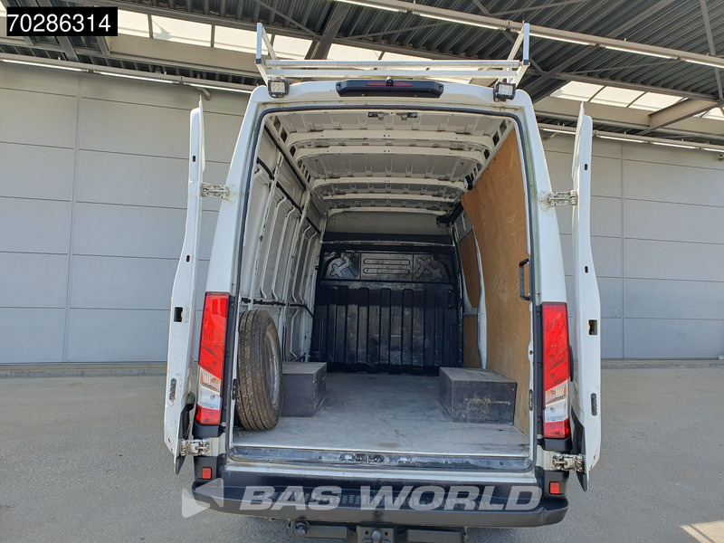 Iveco Daily 35C14 Automaat Dubbellucht L2H2 3,5t Trekhaak Airco Cruise Camera Imperiaal Euro6 L2 12m3 Airco Trekhaak Cruise control - Товарен бус: снимка 3 Iveco Daily 35C14 Automaat Dubbellucht L2H2 3,5t Trekhaak Airco Cruise Camera Imperiaal Euro6 L2 12m3 Airco Trekhaak Cruise control - Товарен бус: снимка 3