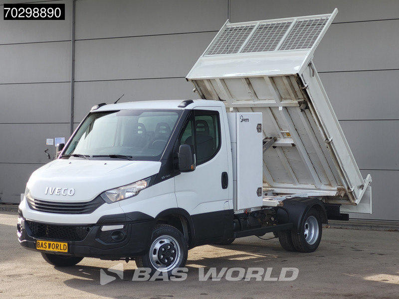 Iveco Daily 35C15 3.0L Kipper met Kist Dubbellucht 3,5t Trekhaak 150PK Airco Euro6 Tipper Benne Kieper Airco Trekhaak Cruise control - Бус самосвал: снимка 2 Iveco Daily 35C15 3.0L Kipper met Kist Dubbellucht 3,5t Trekhaak 150PK Airco Euro6 Tipper Benne Kieper Airco Trekhaak Cruise control - Бус самосвал: снимка 2