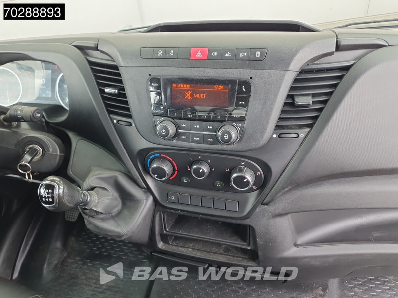 Лизинг на Iveco Daily 35C16 3.0L Open Laadbak met Kist Dubbel Cabine Dubbellucht 3,5t Trekhaak Airco Euro6 Pritsche Pickup Open Box 2m3 Airco Trekhaak Iveco Daily 35C16 3.0L Open Laadbak met Kist Dubbel Cabine Dubbellucht 3,5t Trekhaak Airco Euro6 Pritsche Pickup Open Box 2m3 Airco Trekhaak: снимка 15