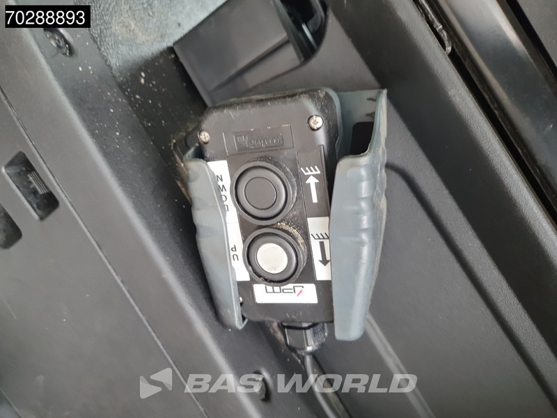 Лизинг на Iveco Daily 35C16 3.0L Open Laadbak met Kist Dubbel Cabine Dubbellucht 3,5t Trekhaak Airco Euro6 Pritsche Pickup Open Box 2m3 Airco Trekhaak Iveco Daily 35C16 3.0L Open Laadbak met Kist Dubbel Cabine Dubbellucht 3,5t Trekhaak Airco Euro6 Pritsche Pickup Open Box 2m3 Airco Trekhaak: снимка 20