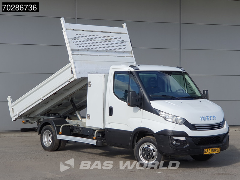 Iveco Daily 35C18 3.0L Automaat Kipper met Kist Dubbellucht 3,5t Trekhaak Airco Euro6 Tipper Kieper Benne 2m3 Airco Trekhaak Cruise control - Бус самосвал: снимка 3 Iveco Daily 35C18 3.0L Automaat Kipper met Kist Dubbellucht 3,5t Trekhaak Airco Euro6 Tipper Kieper Benne 2m3 Airco Trekhaak Cruise control - Бус самосвал: снимка 3