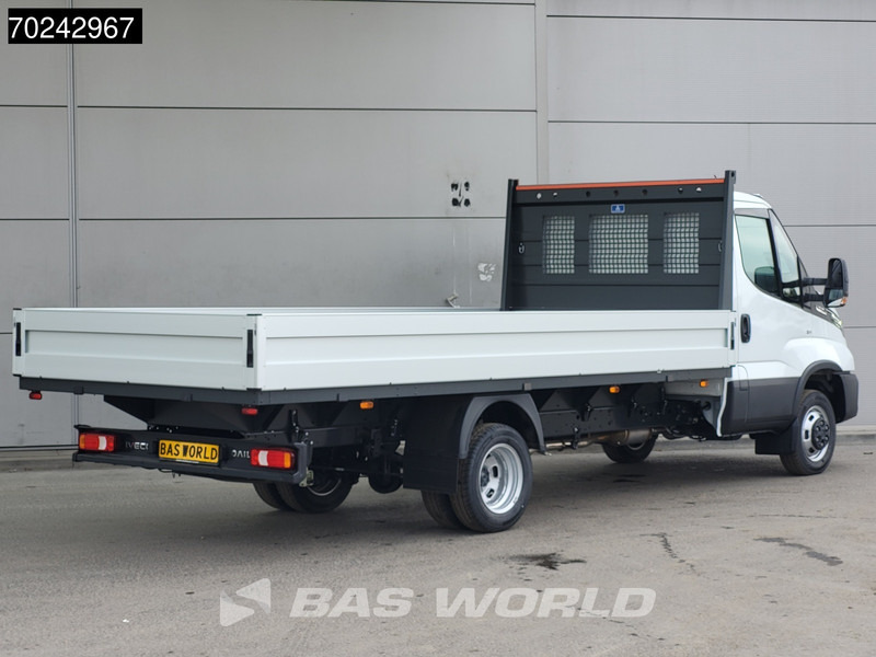 Iveco Daily 35C18 3.0L Automaat Nwe model 2025 Open laadbak Navi ACC LED 3,5T Trekvermogen Pritsche Pickup Airco - Бордови бус: снимка 5 Iveco Daily 35C18 3.0L Automaat Nwe model 2025 Open laadbak Navi ACC LED 3,5T Trekvermogen Pritsche Pickup Airco - Бордови бус: снимка 5