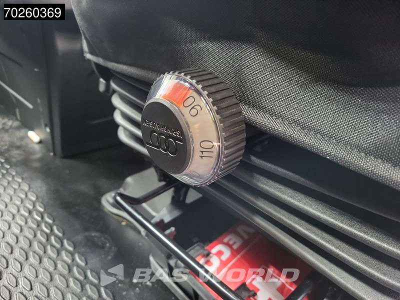 Нови Лекотоварен автомобил фургон Iveco Daily 35C21 3.0L Automaat Laadklep Zijdeur 2025-Model 210PK Dubbellucht ACC LED CarPlay Lat om Lat D'Hollandia Euro6 Meubelbak Koffer: снимка 19