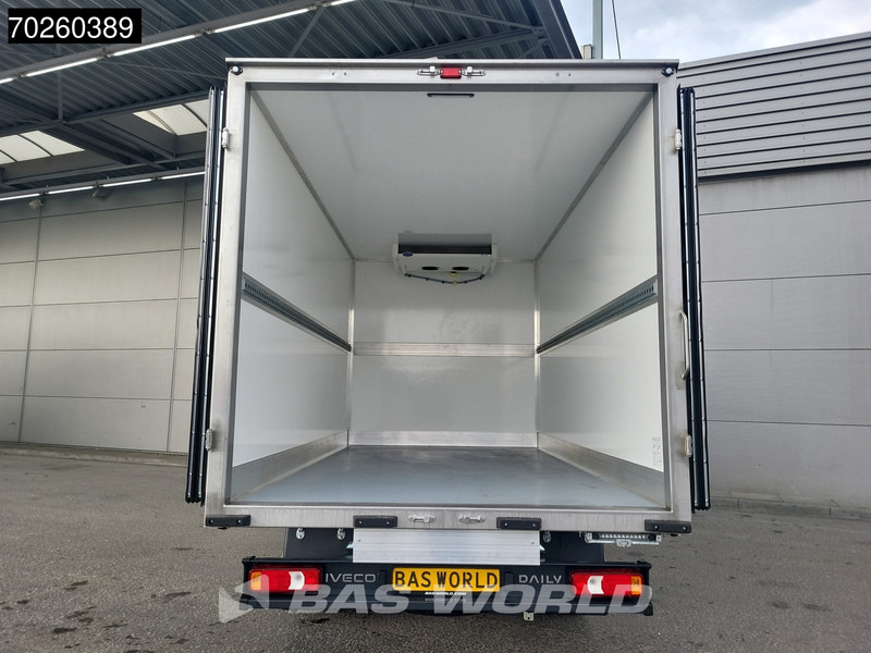 Iveco Daily 35C21 3.0L Koelwagen Vries Carrier Xarios 350 230V stekker CarPlay Airco ACC Koel Koeler Vriezer Vrieswagen Kühler Bakwagen Kühl - Хладилен бус: снимка 3 Iveco Daily 35C21 3.0L Koelwagen Vries Carrier Xarios 350 230V stekker CarPlay Airco ACC Koel Koeler Vriezer Vrieswagen Kühler Bakwagen Kühl - Хладилен бус: снимка 3