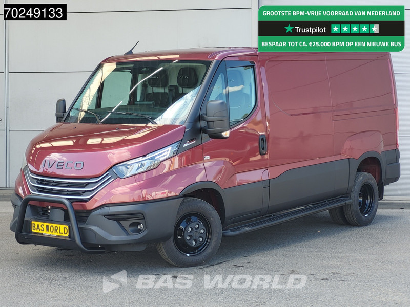 Iveco Daily 35C21 Uniek! 3.0L Black Edition Automaat Laag Dak L2H1 3,5t Trekhaak Navi ACC Airco Camera Parkeersensoren CarPlay Euro6 L2 8m3 - Товарен бус: снимка 1 Iveco Daily 35C21 Uniek! 3.0L Black Edition Automaat Laag Dak L2H1 3,5t Trekhaak Navi ACC Airco Camera Parkeersensoren CarPlay Euro6 L2 8m3 - Товарен бус: снимка 1