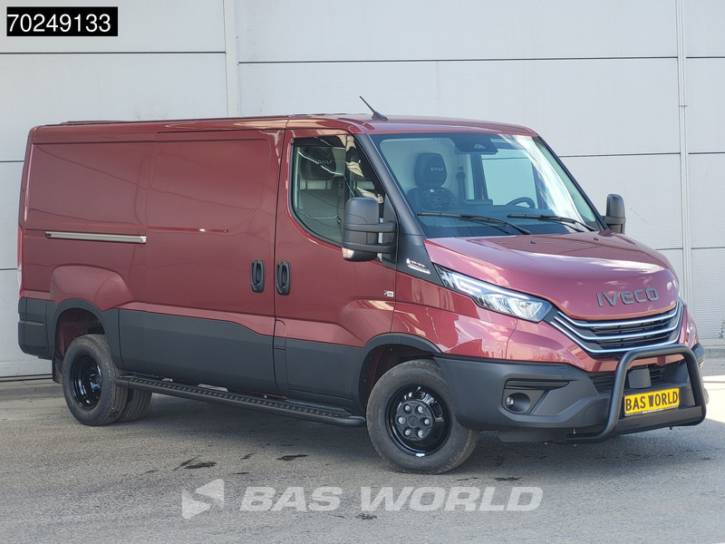 Iveco Daily 35C21 Uniek! 3.0L Black Edition Automaat Laag Dak L2H1 3,5t Trekhaak Navi ACC Airco Camera Parkeersensoren CarPlay Euro6 L2 8m3 - Товарен бус: снимка 5 Iveco Daily 35C21 Uniek! 3.0L Black Edition Automaat Laag Dak L2H1 3,5t Trekhaak Navi ACC Airco Camera Parkeersensoren CarPlay Euro6 L2 8m3 - Товарен бус: снимка 5