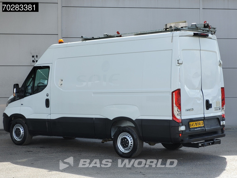 Iveco Daily 35S14 Automaat L2H2 3,5t Trekhaak Airco Cruise Camera Werkplaatsinrichting Euro6 Tankinstallatie Servicewagen L2 12m3 Airco Trek - Товарен бус: снимка 3 Iveco Daily 35S14 Automaat L2H2 3,5t Trekhaak Airco Cruise Camera Werkplaatsinrichting Euro6 Tankinstallatie Servicewagen L2 12m3 Airco Trek - Товарен бус: снимка 3
