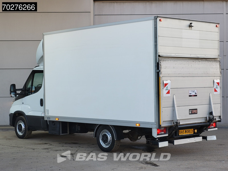 Iveco Daily 35S14 Automaat Laadklep Bakwagen Zijdeur Airco Cruise Meubelbak Koffer Airco Cruise control - Лекотоварен автомобил фургон: снимка 2 Iveco Daily 35S14 Automaat Laadklep Bakwagen Zijdeur Airco Cruise Meubelbak Koffer Airco Cruise control - Лекотоварен автомобил фургон: снимка 2