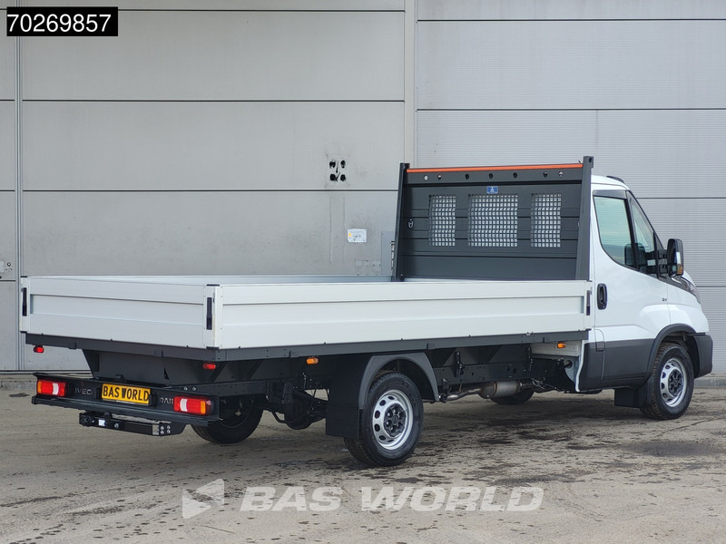 Iveco Daily 35S14 Automaat Open laadbak 2025 model 3,5t Trekhaak Camera Airco Cruise Pritsche Pickup 3m3 Airco Trekhaak Cruise control - Бордови бус: снимка 3 Iveco Daily 35S14 Automaat Open laadbak 2025 model 3,5t Trekhaak Camera Airco Cruise Pritsche Pickup 3m3 Airco Trekhaak Cruise control - Бордови бус: снимка 3