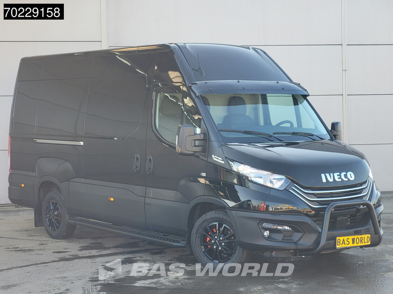 Iveco Daily 35S16 Automaat Black Edition L2H2 Airco Cruise Velgen 3500kg trekgewicht 12m3 Airco Cruise control - Товарен бус: снимка 2 Iveco Daily 35S16 Automaat Black Edition L2H2 Airco Cruise Velgen 3500kg trekgewicht 12m3 Airco Cruise control - Товарен бус: снимка 2
