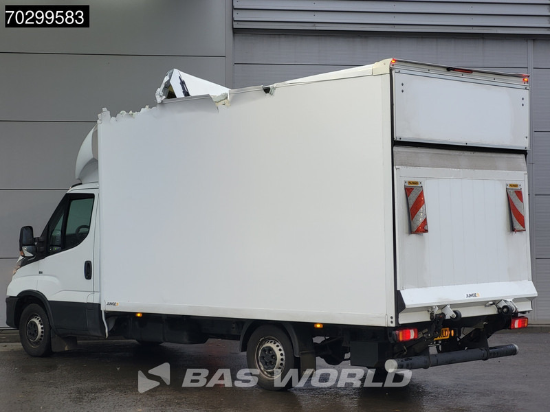 Iveco Daily 35S16 Laadklep Automaat SCHADE Bakwagen 160PK Airco Camera Euro6 Meubelbak Koffer Airco - Лекотоварен автомобил фургон: снимка 2 Iveco Daily 35S16 Laadklep Automaat SCHADE Bakwagen 160PK Airco Camera Euro6 Meubelbak Koffer Airco - Лекотоварен автомобил фургон: снимка 2