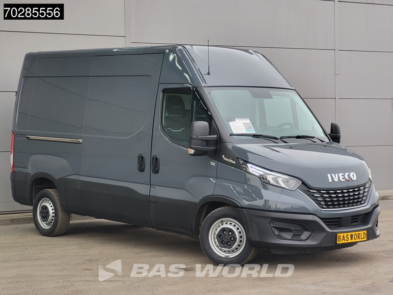 Iveco Daily 35S18 3.0L Automaat 180PK L2H2 3500kg Trekhaak LED Navi Airco Cruise Camera Euro6 L2 11m3 Airco Trekhaak Cruise control - Товарен бус: снимка 3 Iveco Daily 35S18 3.0L Automaat 180PK L2H2 3500kg Trekhaak LED Navi Airco Cruise Camera Euro6 L2 11m3 Airco Trekhaak Cruise control - Товарен бус: снимка 3