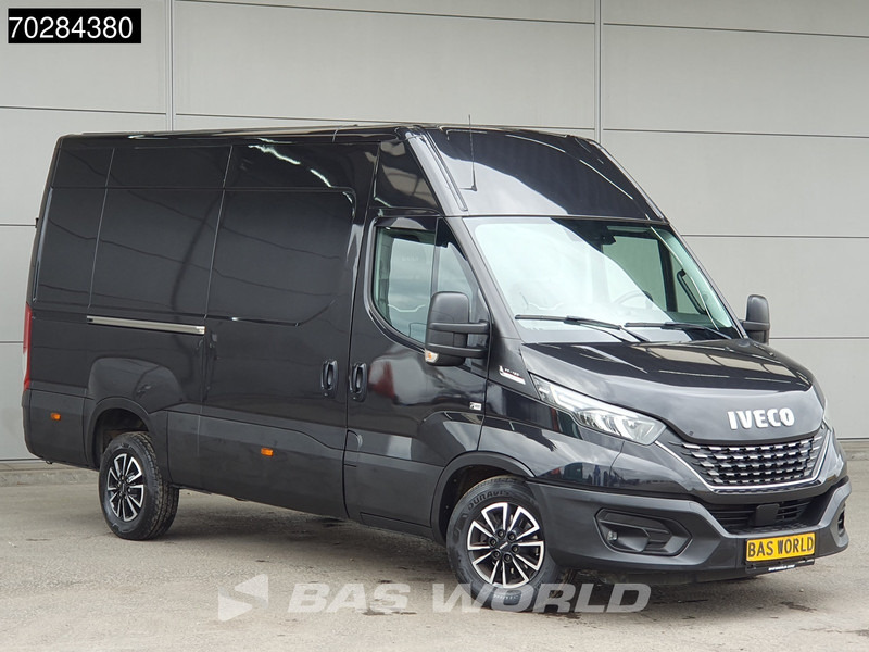 Iveco Daily 35S18 3.0L Automaat ACC Navi LED 3,5t Trekgewicht Airco Camera Parkeersensoren L2 12m3 Airco - Товарен бус: снимка 3 Iveco Daily 35S18 3.0L Automaat ACC Navi LED 3,5t Trekgewicht Airco Camera Parkeersensoren L2 12m3 Airco - Товарен бус: снимка 3