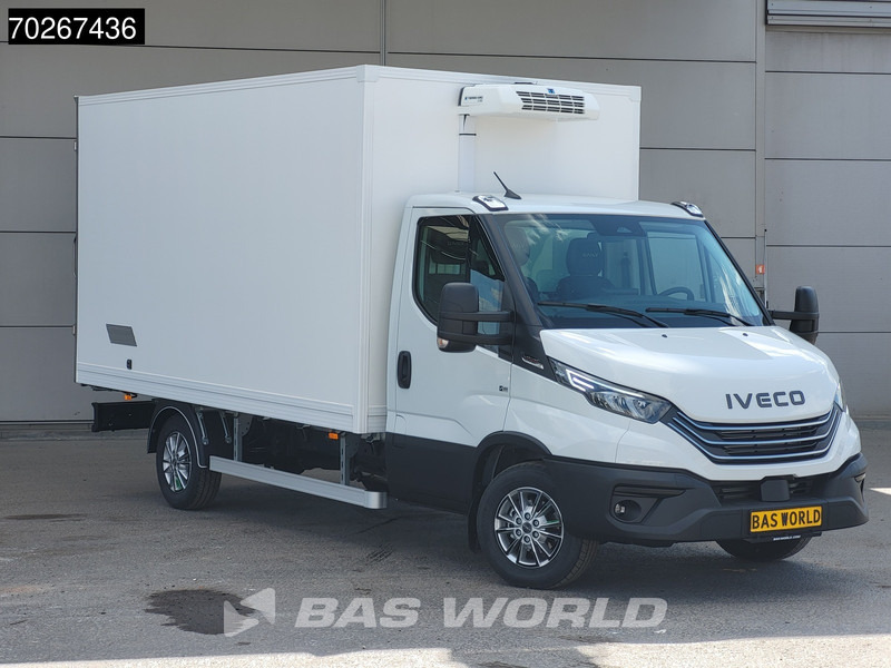 Iveco Daily 35S18 3.0L Koelwagen Thermoking C-250 LED ACC Navi Airco Koel Koeler Kühl Kühler Bakwagen Kühlkoffer 17m3 Airco - Хладилен бус: снимка 5 Iveco Daily 35S18 3.0L Koelwagen Thermoking C-250 LED ACC Navi Airco Koel Koeler Kühl Kühler Bakwagen Kühlkoffer 17m3 Airco - Хладилен бус: снимка 5
