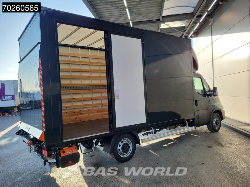 Нови Лекотоварен автомобил фургон Iveco Daily 35S21 3.0L Automaat Laadklep Zijdeur ACC LED CarPlay Lat om Lat D'Hollandia 3,5t Trekvermogen Meubelbak Koffer Bakwagen 21m3 Air: снимка 6 Нови Лекотоварен автомобил фургон Iveco Daily 35S21 3.0L Automaat Laadklep Zijdeur ACC LED CarPlay Lat om Lat D'Hollandia 3,5t Trekvermogen Meubelbak Koffer Bakwagen 21m3 Air: снимка 6