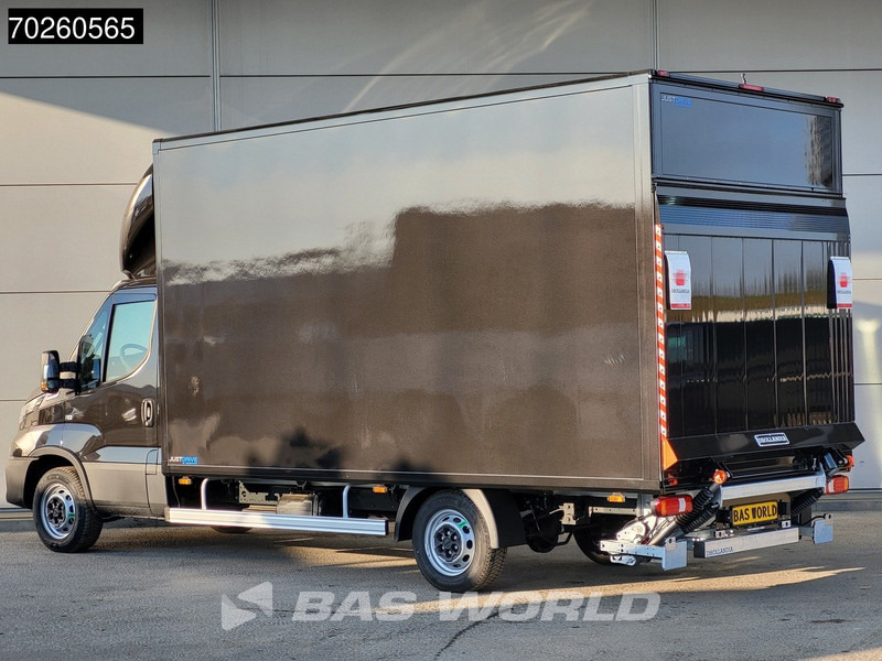 Нови Лекотоварен автомобил фургон Iveco Daily 35S21 3.0L Automaat Laadklep Zijdeur ACC LED CarPlay Lat om Lat D'Hollandia 3,5t Trekvermogen Meubelbak Koffer Bakwagen 21m3 Air: снимка 8 Нови Лекотоварен автомобил фургон Iveco Daily 35S21 3.0L Automaat Laadklep Zijdeur ACC LED CarPlay Lat om Lat D'Hollandia 3,5t Trekvermogen Meubelbak Koffer Bakwagen 21m3 Air: снимка 8