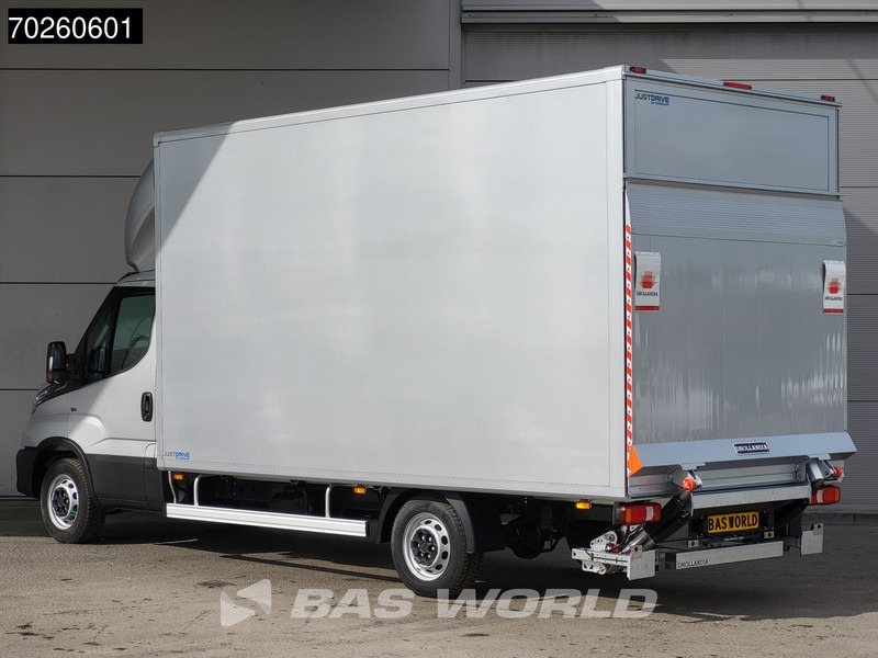 Iveco Daily 35S21 3.0L Automaat Laadklep Zijdeur ACC LED CarPlay Lat om Lat D'Hollandia 3,5t Trekvermogen Meubelbak Koffer Bakwagen 22m3 Air - Лекотоварен автомобил фургон: снимка 2 Iveco Daily 35S21 3.0L Automaat Laadklep Zijdeur ACC LED CarPlay Lat om Lat D'Hollandia 3,5t Trekvermogen Meubelbak Koffer Bakwagen 22m3 Air - Лекотоварен автомобил фургон: снимка 2