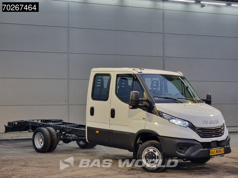 Iveco Daily 35C18 3.0L Dubbel Cabine Chassis 410WB 2025 model LED Navi Camera Airco Cruise Fahrgestell Airco Dubbel cabine Cruise control - Лекотоварен автомобил: снимка 3 Iveco Daily 35C18 3.0L Dubbel Cabine Chassis 410WB 2025 model LED Navi Camera Airco Cruise Fahrgestell Airco Dubbel cabine Cruise control - Лекотоварен автомобил: снимка 3