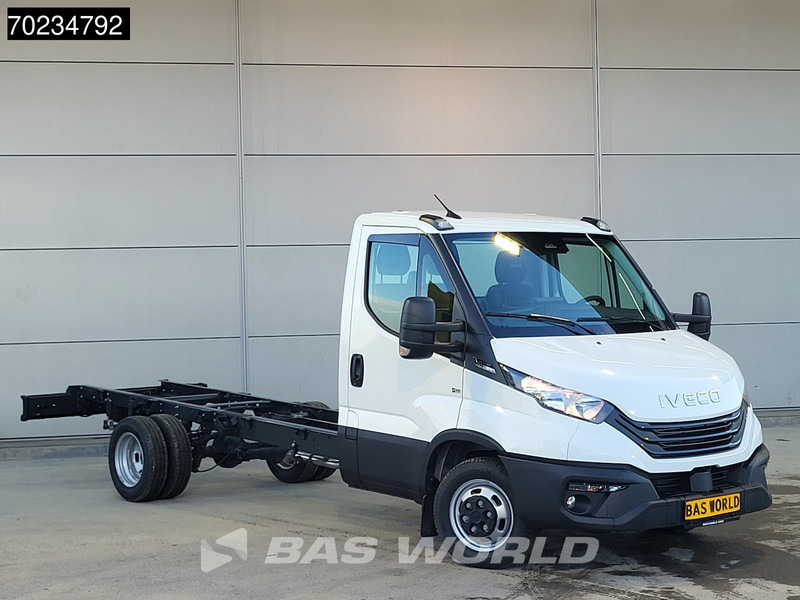 Iveco Daily 35C18 Automaat 410wb Dubbellucht 2025model Chassis Cabine ACC Navi Fahrgestell Airco - Лекотоварен автомобил: снимка 3 Iveco Daily 35C18 Automaat 410wb Dubbellucht 2025model Chassis Cabine ACC Navi Fahrgestell Airco - Лекотоварен автомобил: снимка 3