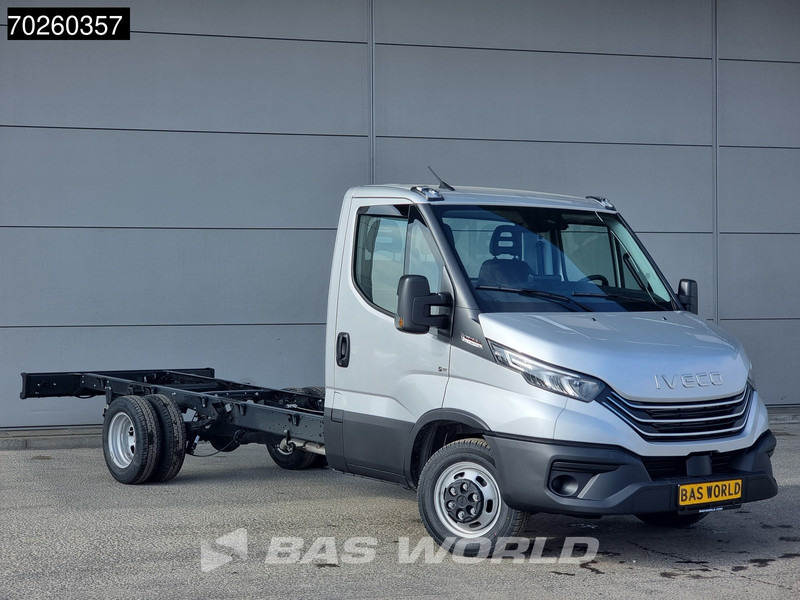 Iveco Daily 35C21 Automaat 410wb Dubbellucht 2025model Chassis Cabine ACC Fahrgestell Airco - Лекотоварен автомобил: снимка 3 Iveco Daily 35C21 Automaat 410wb Dubbellucht 2025model Chassis Cabine ACC Fahrgestell Airco - Лекотоварен автомобил: снимка 3