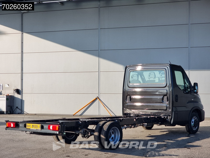 Iveco Daily 35C21 Automaat 410wb Dubbellucht 2025model Chassis Cabine ACC Fahrgestell Airco - Лекотоварен автомобил: снимка 5 Iveco Daily 35C21 Automaat 410wb Dubbellucht 2025model Chassis Cabine ACC Fahrgestell Airco - Лекотоварен автомобил: снимка 5