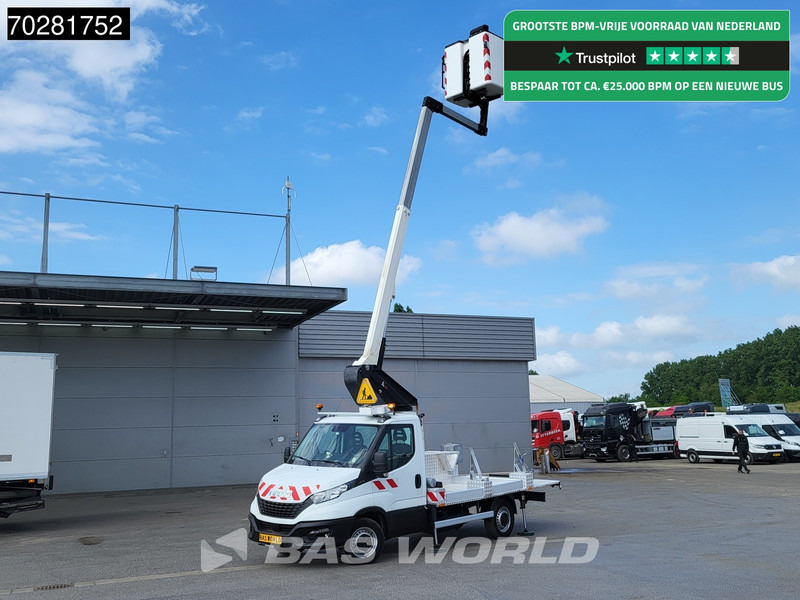 Iveco Daily 35S14 Hoogwerker 11meter Werkhoogte Klubb Navi Airco Cruise Cmaera Parkeersensoren Nacelle Arbeitsbühne 2Personen Airco Cruise c - Лекотоварен автомобил: снимка 1 Iveco Daily 35S14 Hoogwerker 11meter Werkhoogte Klubb Navi Airco Cruise Cmaera Parkeersensoren Nacelle Arbeitsbühne 2Personen Airco Cruise c - Лекотоварен автомобил: снимка 1