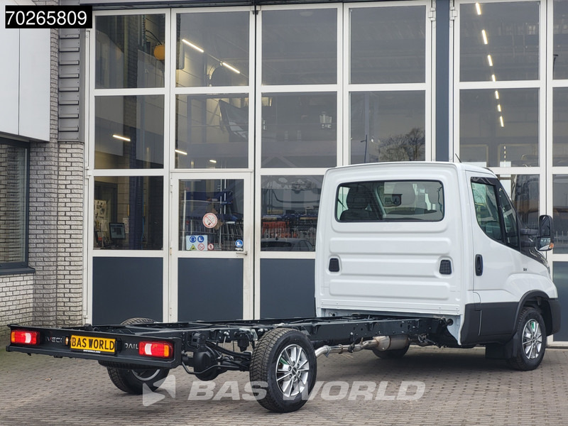 Iveco Daily 35S16 Automaat Chassis Cabine 410WB 2025 model LED CarPlay Camera Velgen Cruise Airco Fahrgestell Airco Cruise control - Лекотоварен автомобил: снимка 5 Iveco Daily 35S16 Automaat Chassis Cabine 410WB 2025 model LED CarPlay Camera Velgen Cruise Airco Fahrgestell Airco Cruise control - Лекотоварен автомобил: снимка 5