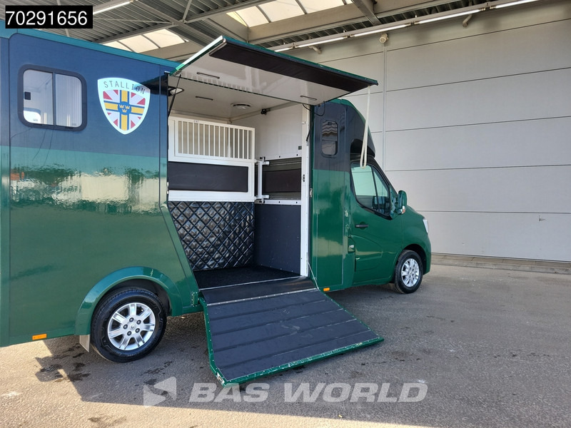 Renault Master 180PK Paardenwagen Hengstenuitvoering Automaat 180PK Trekhaak LED Airco Cruise Camera Euro6 Horsetruck Horse Airco Trekhaak Cruise con - Лекотоварен автомобил: снимка 3 Renault Master 180PK Paardenwagen Hengstenuitvoering Automaat 180PK Trekhaak LED Airco Cruise Camera Euro6 Horsetruck Horse Airco Trekhaak Cruise con - Лекотоварен автомобил: снимка 3