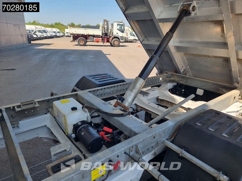 MAN TGE 5.120 Kipper met Kist Dubbel Cabine Dubbellucht 3,5t Trekhaak Navi Airco Cruise Camera Tipper Benne Kieper m3 Airco Dubbel cabine Trek - Бус самосвал: снимка 5 MAN TGE 5.120 Kipper met Kist Dubbel Cabine Dubbellucht 3,5t Trekhaak Navi Airco Cruise Camera Tipper Benne Kieper m3 Airco Dubbel cabine Trek - Бус самосвал: снимка 5