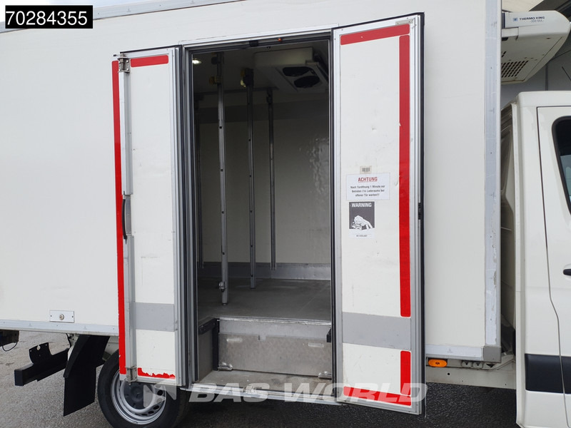 Хладилен бус Mercedes-Benz 314 CDI Koelwagen Bi temp Automaat Zijdeur Thermo King V-300 Max Koeler Koel Vries Vriezer Kühlkasten 15m3 Airco: снимка 9
