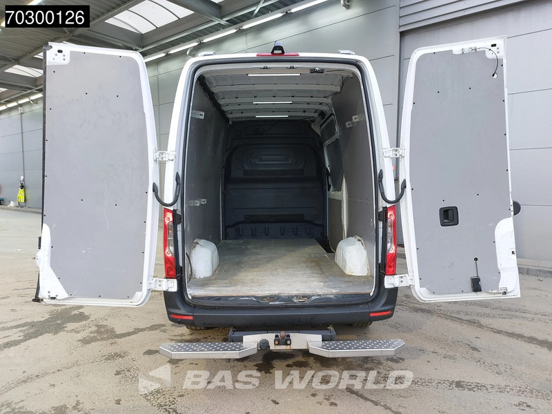 Товарен бус Mercedes-Benz Sprinter 314 CDI L2H2 Trekhaak Airco Cruise Camera MBUX CarPlay Euro6 L2 Airco Trekhaak Cruise control: снимка 6 Товарен бус Mercedes-Benz Sprinter 314 CDI L2H2 Trekhaak Airco Cruise Camera MBUX CarPlay Euro6 L2 Airco Trekhaak Cruise control: снимка 6