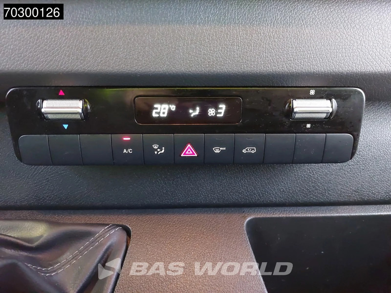 Товарен бус Mercedes-Benz Sprinter 314 CDI L2H2 Trekhaak Airco Cruise Camera MBUX CarPlay Euro6 L2 Airco Trekhaak Cruise control: снимка 15 Товарен бус Mercedes-Benz Sprinter 314 CDI L2H2 Trekhaak Airco Cruise Camera MBUX CarPlay Euro6 L2 Airco Trekhaak Cruise control: снимка 15