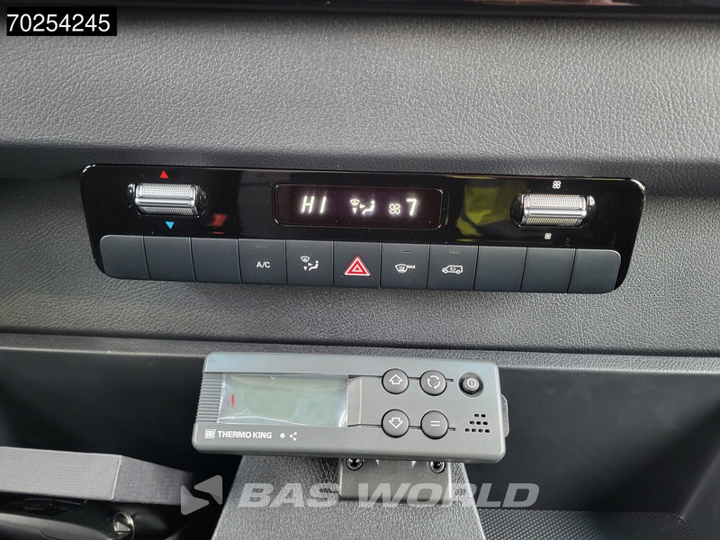 Нови Хладилен бус Mercedes-Benz Sprinter 315 CDI Automaat Koelwagen Thermo King V-300max 230V stekker Bakwagen Koel Kühlwagen Airco: снимка 17