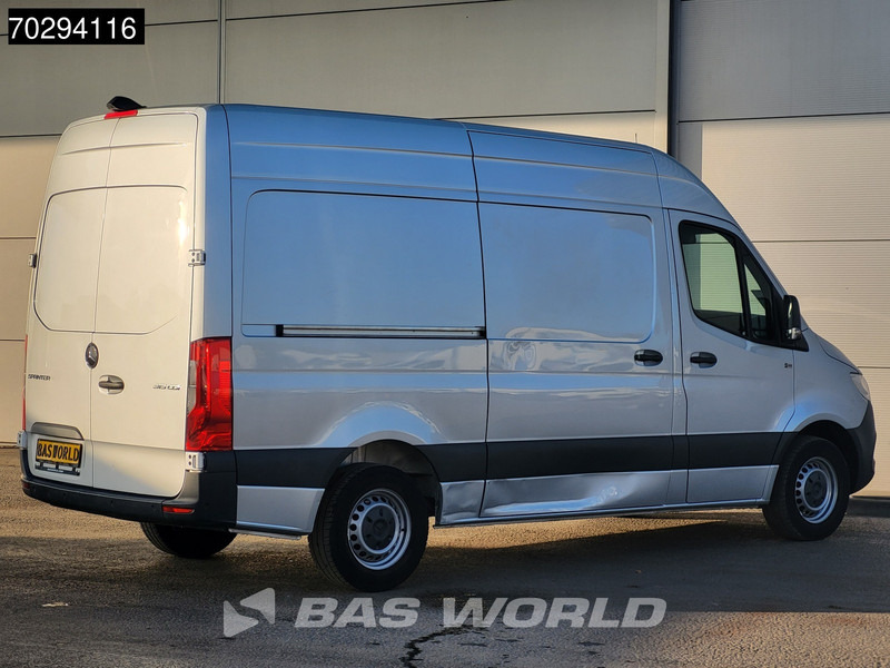 Mercedes-Benz Sprinter 315 CDI Automaat L2H2 150PK Airco Camera Parkeersensoren MBUX CarPlay Euro6 L2 12m3 Airco - Малък ван: снимка 5 Mercedes-Benz Sprinter 315 CDI Automaat L2H2 150PK Airco Camera Parkeersensoren MBUX CarPlay Euro6 L2 12m3 Airco - Малък ван: снимка 5