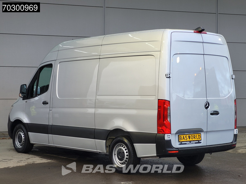 Mercedes-Benz Sprinter 315 CDI Automaat L2H2 150PK Airco Camera Parkeersensoren MBUX CarPlay Euro6 L2 Airco - Малък ван: снимка 2 Mercedes-Benz Sprinter 315 CDI Automaat L2H2 150PK Airco Camera Parkeersensoren MBUX CarPlay Euro6 L2 Airco - Малък ван: снимка 2