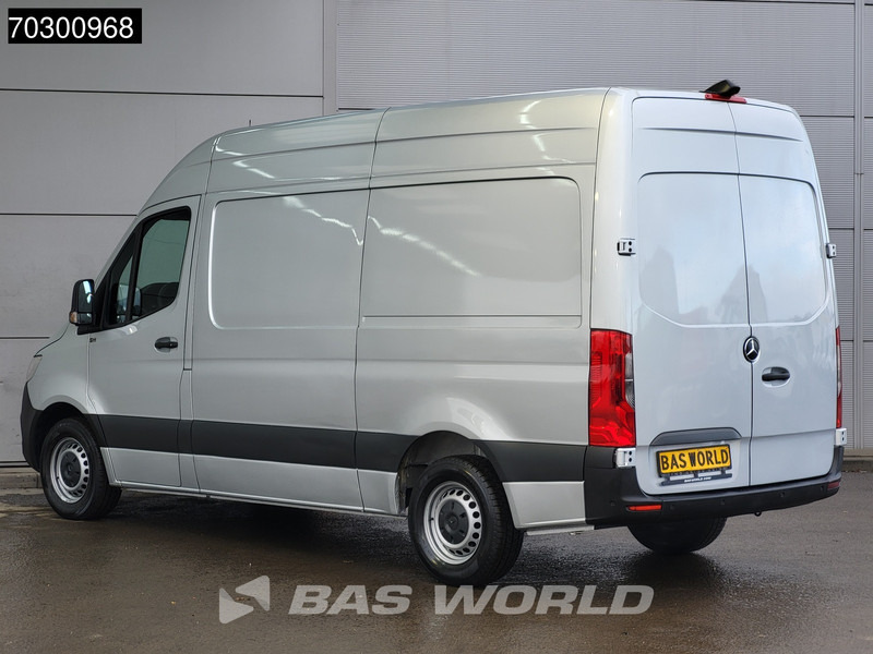 Mercedes-Benz Sprinter 315 CDI Automaat L2H2 150PK Airco Camera Parkeersensoren MBUX CarPlay Euro6 L2 Airco - Малък ван: снимка 2 Mercedes-Benz Sprinter 315 CDI Automaat L2H2 150PK Airco Camera Parkeersensoren MBUX CarPlay Euro6 L2 Airco - Малък ван: снимка 2