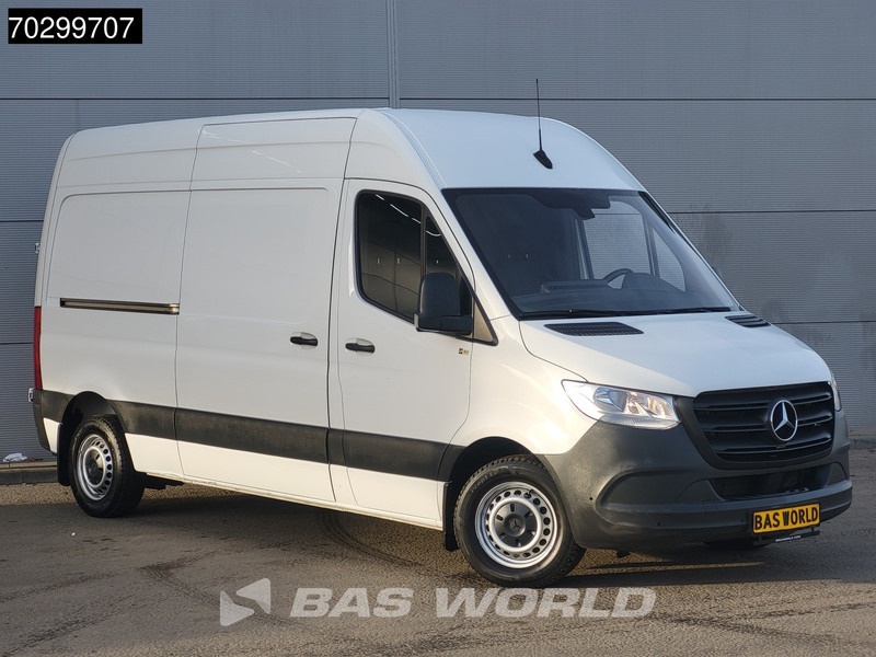 Mercedes-Benz Sprinter 315 CDI Automaat L2H2 Trekhaak ACC Airco Camera Parkeersensoren MBUX CarPlay Euro6 L2 Airco Trekhaak - Товарен бус: снимка 3 Mercedes-Benz Sprinter 315 CDI Automaat L2H2 Trekhaak ACC Airco Camera Parkeersensoren MBUX CarPlay Euro6 L2 Airco Trekhaak - Товарен бус: снимка 3
