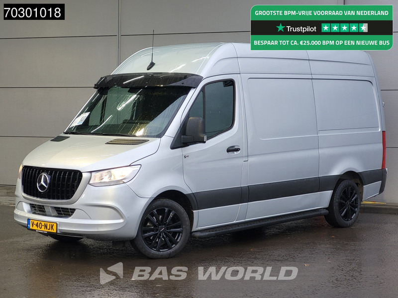 Mercedes-Benz Sprinter 315 CDI Special Edition Automaat L2H2 Trekhaak 150PK Airco Camera Parkeersensoren MBUX CarPlay Euro6 L2 12m3 Airco - Малък ван: снимка 1 Mercedes-Benz Sprinter 315 CDI Special Edition Automaat L2H2 Trekhaak 150PK Airco Camera Parkeersensoren MBUX CarPlay Euro6 L2 12m3 Airco - Малък ван: снимка 1