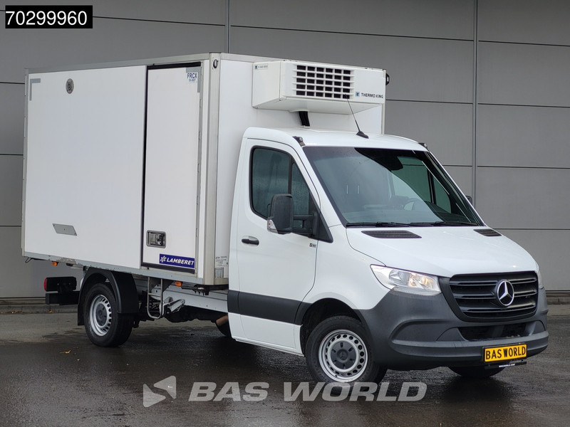 Mercedes-Benz Sprinter 316 CDI Automaat Koelwagen Vriezer Thermo King V500MAX Navi Airco Cruise Camera MBUX CarPlay Euro6 Koel Koeler Bakwagen Gekoeld - Хладилен бус: снимка 5 Mercedes-Benz Sprinter 316 CDI Automaat Koelwagen Vriezer Thermo King V500MAX Navi Airco Cruise Camera MBUX CarPlay Euro6 Koel Koeler Bakwagen Gekoeld - Хладилен бус: снимка 5