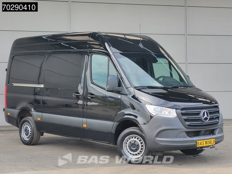 Mercedes-Benz Sprinter 317 CDI Automaat 3,5t Trekhaak L2H2 170PK Airco Camera MBUX Euro6 L2 12m3 Airco Trekhaak - Товарен бус: снимка 5 Mercedes-Benz Sprinter 317 CDI Automaat 3,5t Trekhaak L2H2 170PK Airco Camera MBUX Euro6 L2 12m3 Airco Trekhaak - Товарен бус: снимка 5