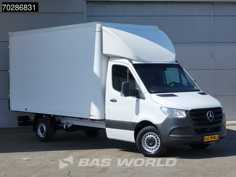 Mercedes-Benz Sprinter 317 CDI Automaat Bakwagen Achterdeuren Airco Camera Euro6 Meubelbak Koffer 21m3 Airco - Лекотоварен автомобил фургон: снимка 5 Mercedes-Benz Sprinter 317 CDI Automaat Bakwagen Achterdeuren Airco Camera Euro6 Meubelbak Koffer 21m3 Airco - Лекотоварен автомобил фургон: снимка 5