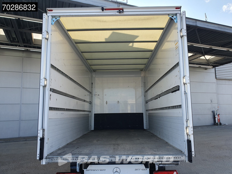 Mercedes-Benz Sprinter 317 CDI Automaat Bakwagen Achterdeuren Airco Camera Euro6 Meubelbak Koffer 21m3 Airco - Лекотоварен автомобил фургон: снимка 3 Mercedes-Benz Sprinter 317 CDI Automaat Bakwagen Achterdeuren Airco Camera Euro6 Meubelbak Koffer 21m3 Airco - Лекотоварен автомобил фургон: снимка 3