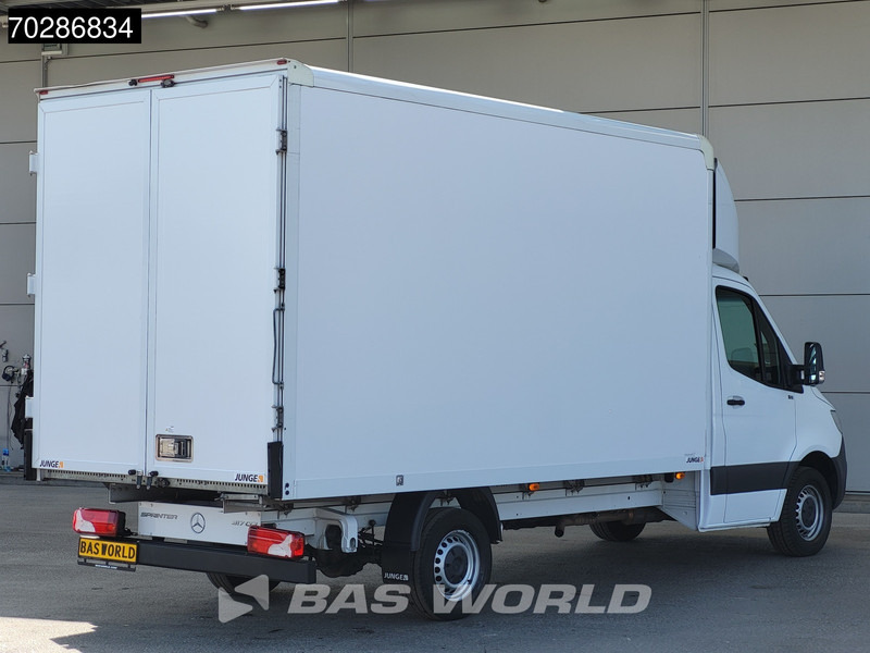 Mercedes-Benz Sprinter 317 CDI Automaat Bakwagen Achterdeuren Airco Camera Euro6 Meubelbak Koffer 21m3 Airco - Лекотоварен автомобил фургон: снимка 5 Mercedes-Benz Sprinter 317 CDI Automaat Bakwagen Achterdeuren Airco Camera Euro6 Meubelbak Koffer 21m3 Airco - Лекотоварен автомобил фургон: снимка 5