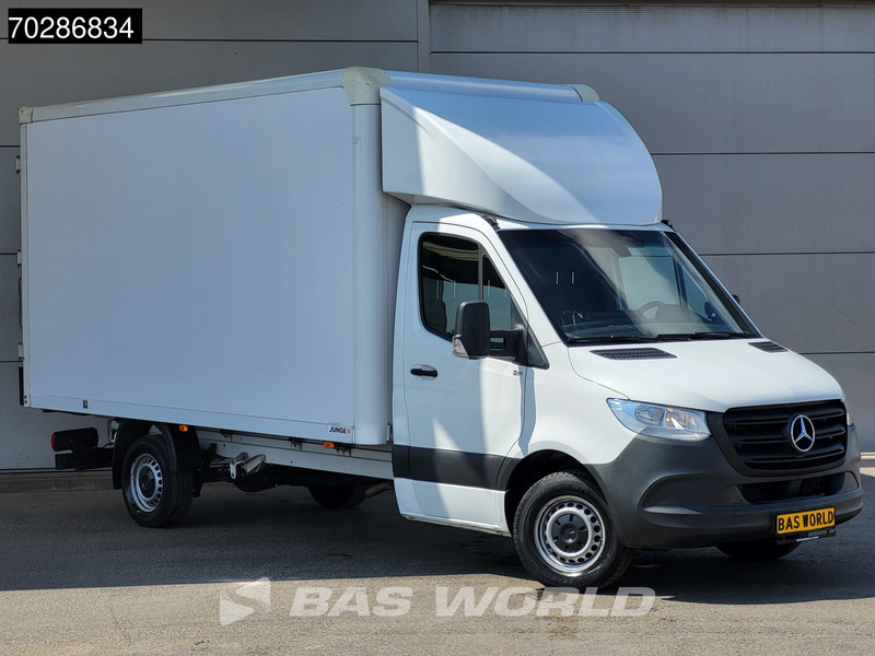 Mercedes-Benz Sprinter 317 CDI Automaat Bakwagen Achterdeuren Airco Camera Euro6 Meubelbak Koffer 21m3 Airco - Лекотоварен автомобил фургон: снимка 5 Mercedes-Benz Sprinter 317 CDI Automaat Bakwagen Achterdeuren Airco Camera Euro6 Meubelbak Koffer 21m3 Airco - Лекотоварен автомобил фургон: снимка 5